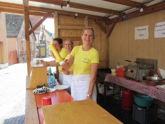 Strassen-_und_Hoffest 2014_171.jpg